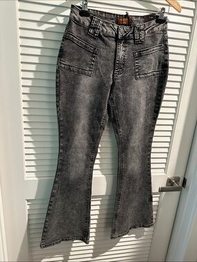 NWT CREST Five Pockets Black Acid Wash Double Loop Bootcut Jeans.